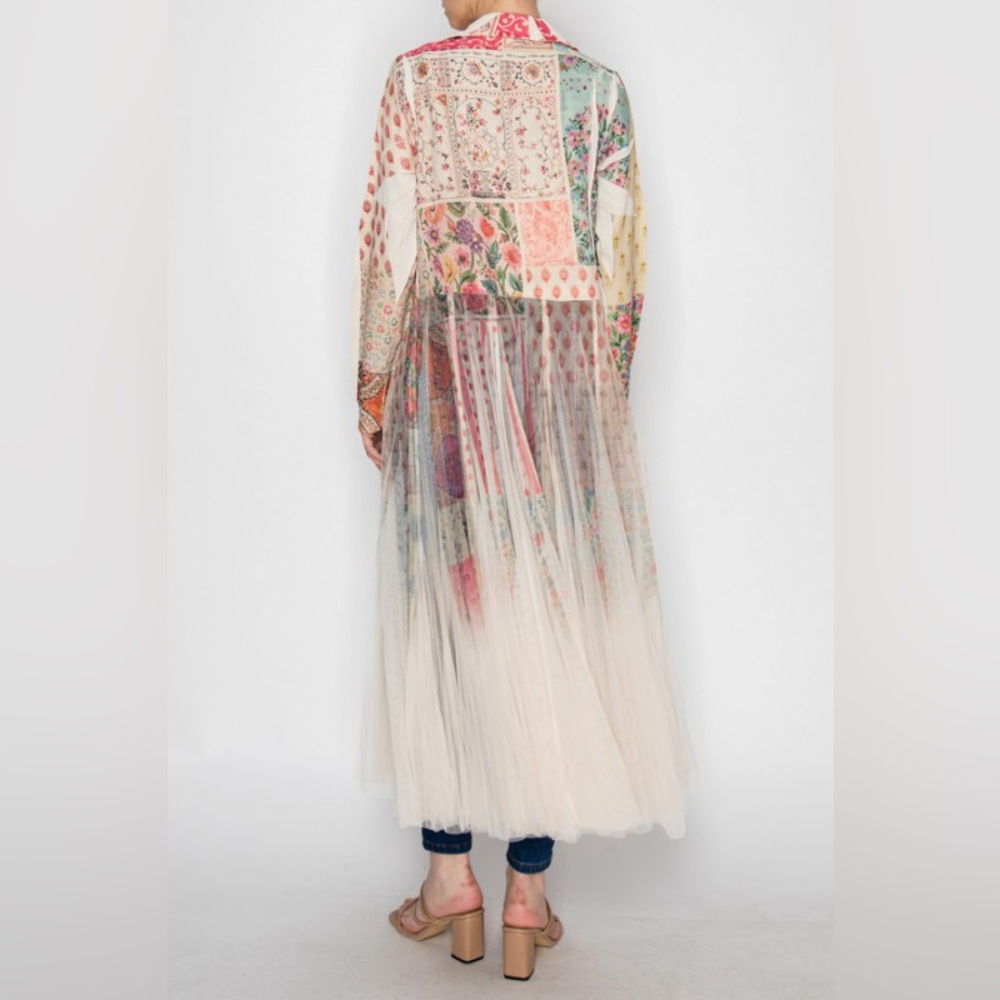 J06: Sheer Patchwork Maxi Duster in Cream & Pastel Florals - Picture 3 of 3